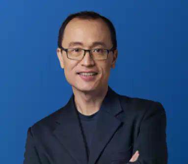 Presenter portrait